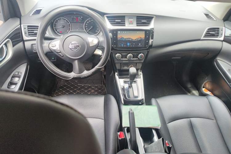 Used Nissan Sylphy 2021 Classic 1.6XL CVT Luxury Edition Center Console