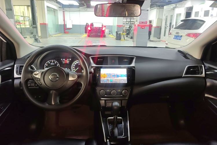 Used Nissan Sylphy 2021 Classic 1.6XL CVT Luxury Edition Center Console