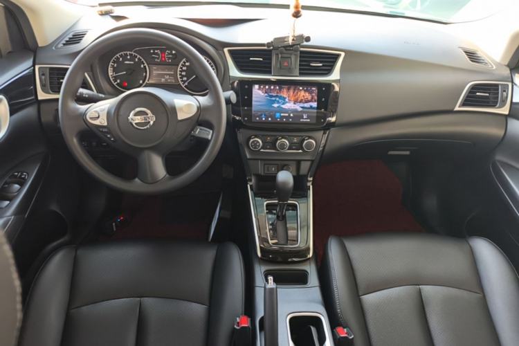 Used Nissan Sylphy 2021 Classic 1.6XL CVT Luxury Edition Center Console