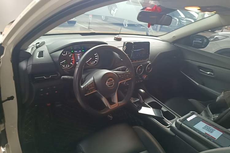 Used Nissan Sylphy 2021 1.6L XL CVT Enjoyment Edition Center Console