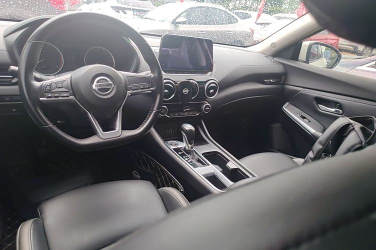 Used Nissan Sylphy 2021 1.6L XL CVT Enjoyment Edition Center Console