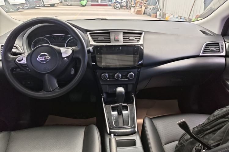 Used Nissan Sylphy 2021 Classic 1.6XL CVT Luxury Edition Center Console