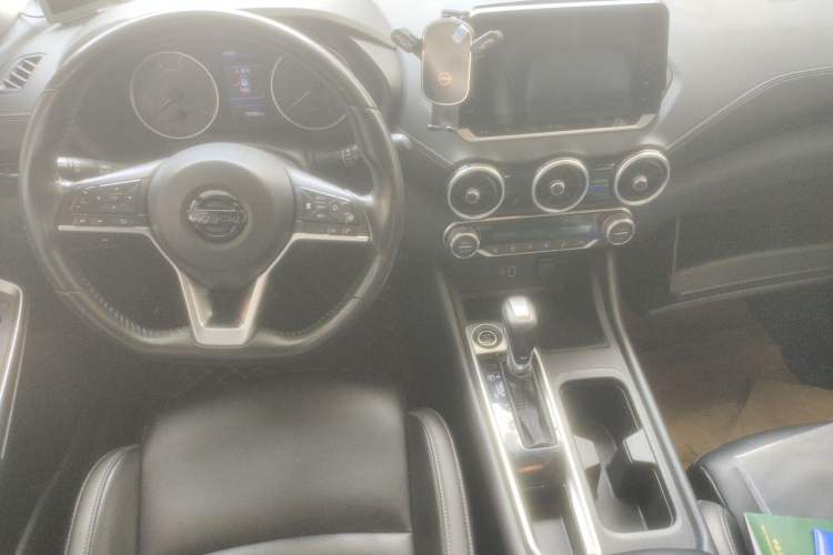 Used Nissan Sylphy 2021 1.6L XL CVT Enjoyment Edition Center Console