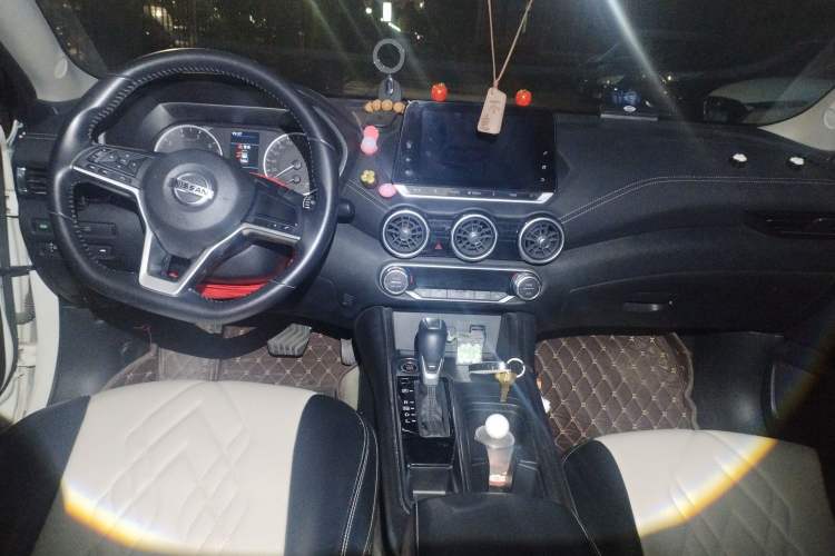 Used Nissan Sylphy 2021 1.6L XL CVT Enjoyment Edition Center Console