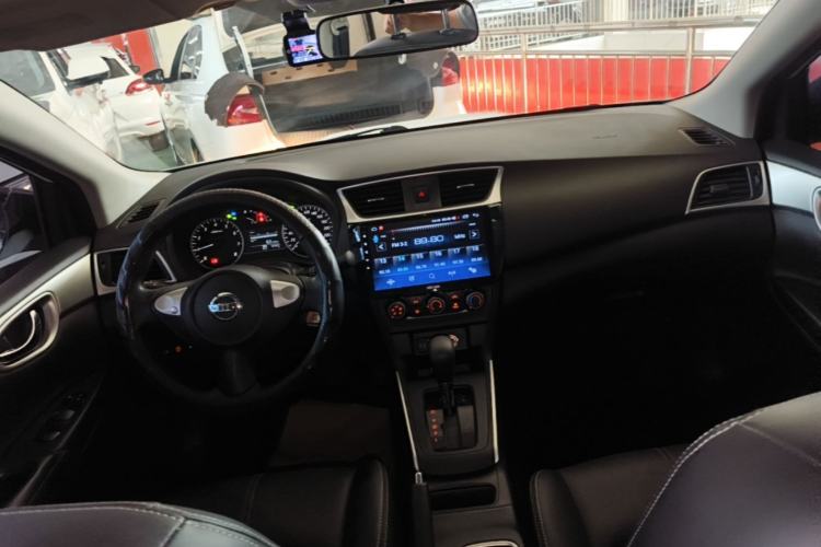 Used Nissan Sylphy 2021 Classic 1.6XL CVT Luxury Edition Center Console
