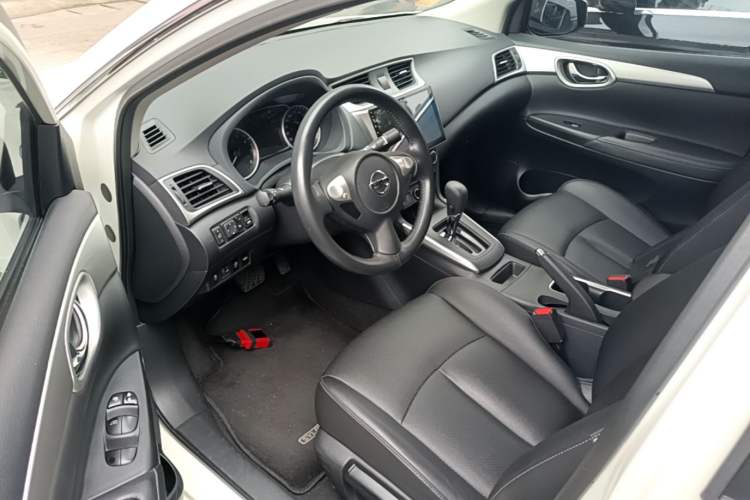 Used Nissan Sylphy 2021 Classic 1.6XE CVT Comfort Edition Driver Seat
