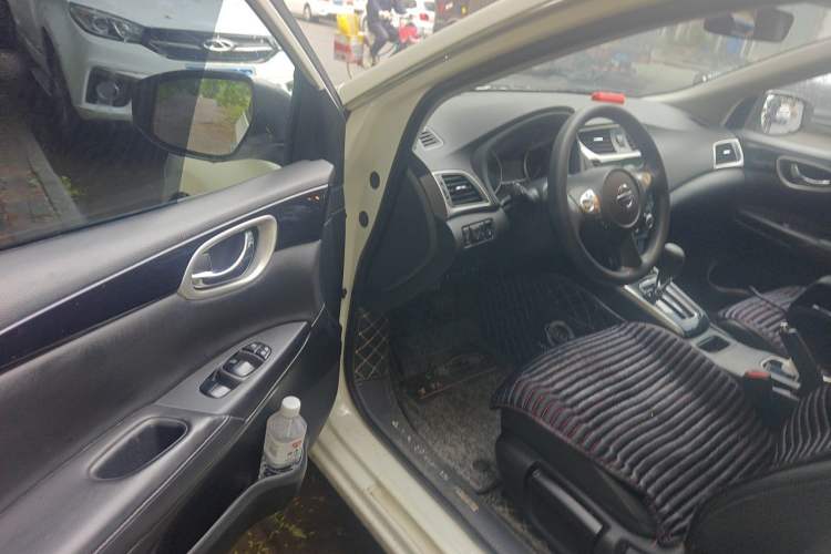 Used Nissan Sylphy 2021 Classic 1.6XL CVT Luxury Edition Driver Seat