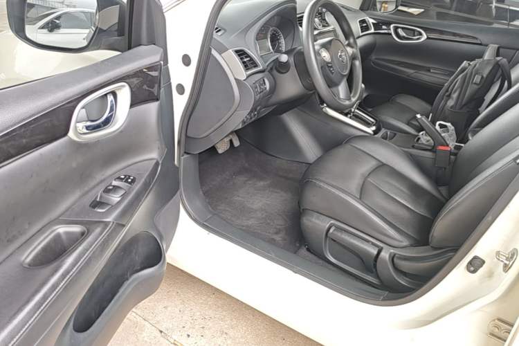 Used Nissan Sylphy 2021 Classic 1.6XL CVT Luxury Edition Driver Seat
