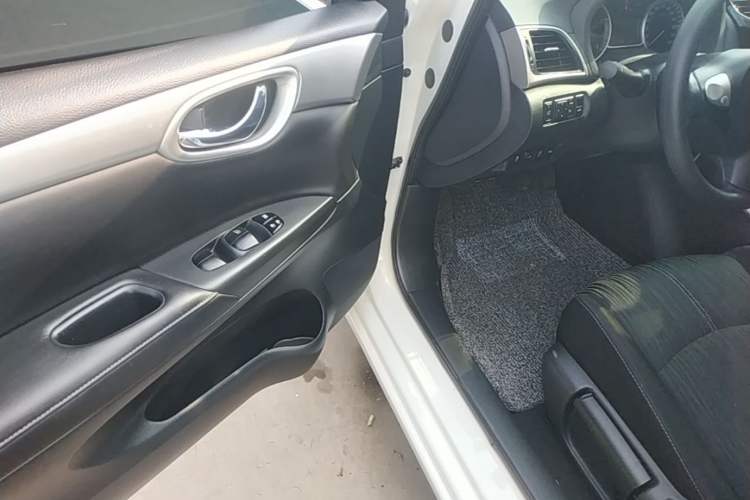 Used Nissan Sylphy 2021 Classic 1.6XE CVT Comfort Edition Driver Seat