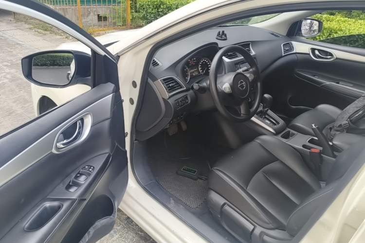 Used Nissan Sylphy 2021 Classic 1.6XE CVT Exclusive Edition Driver Seat