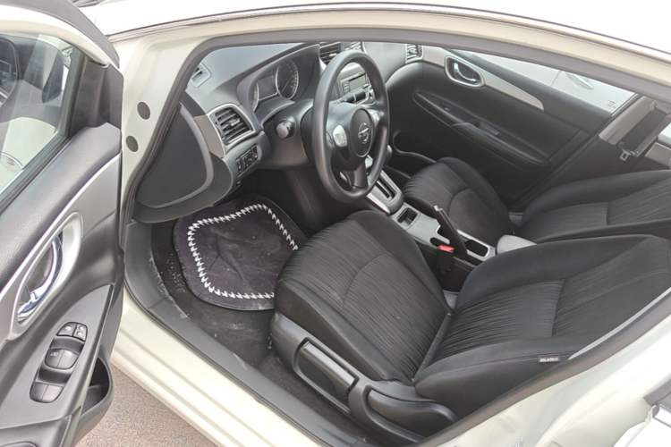 Used Nissan Sylphy 2021 Classic 1.6XE CVT Comfort Edition Driver Seat