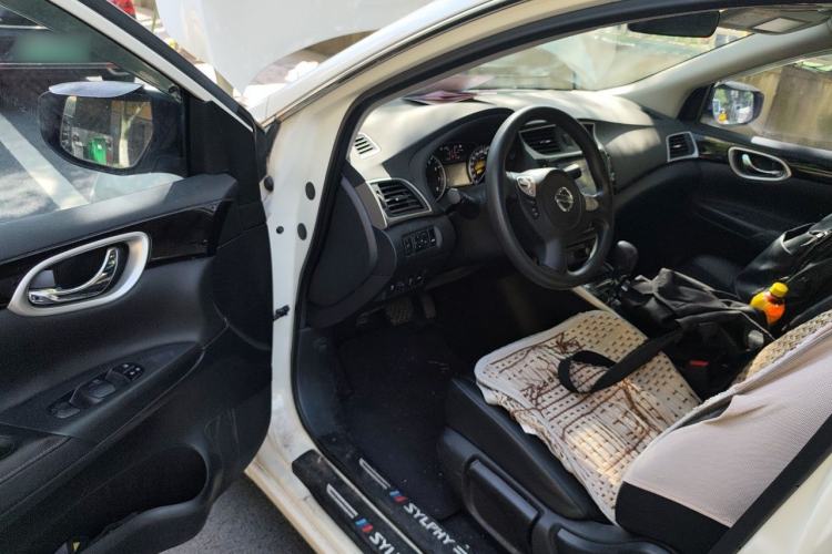 Used Nissan Sylphy 2021 Classic 1.6XL CVT Luxury Edition Driver Seat