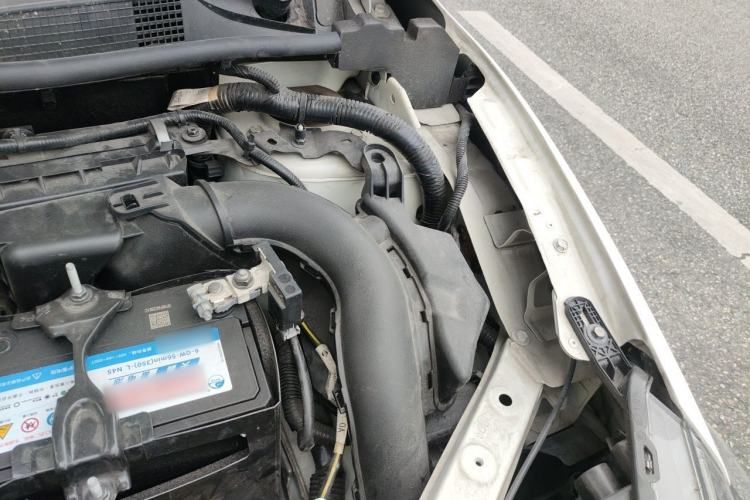 Used Nissan Sylphy 2021 Classic 1.6XL Manual Luxury Edition Engine Bay Left
