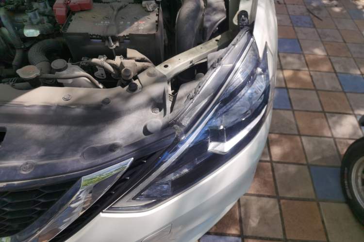 Used Nissan Sylphy 2021 Classic 1.6XE CVT Comfort Edition Engine Bay Left