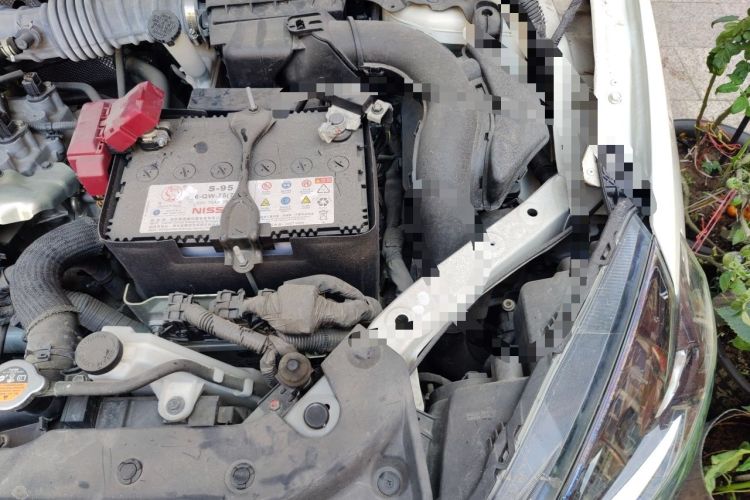 Used Nissan Sylphy 2021 Classic 1.6XL CVT Luxury Edition Engine Bay Left