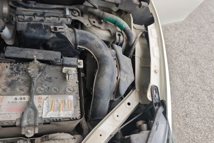 Used Nissan Sylphy 2021 Classic 1.6XL CVT Luxury Edition Engine Bay Left