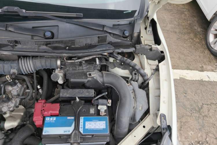 Used Nissan Sylphy 2021 Classic 1.6XE CVT Exclusive Edition Engine Bay Left