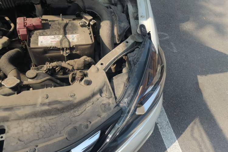 Used Nissan Sylphy 2021 Classic 1.6XL CVT Luxury Edition Engine Bay Left