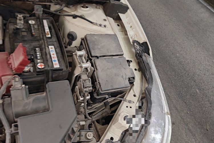 Used Nissan Sylphy 2021 Classic 1.6XL CVT Luxury Edition Engine Bay Left