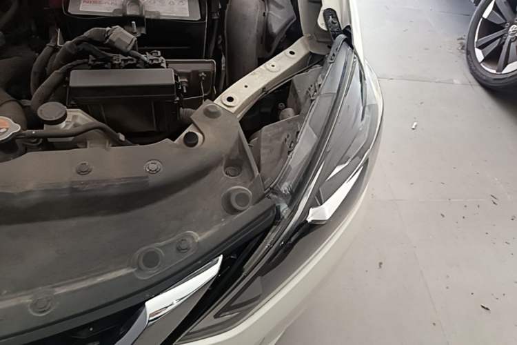 Used Nissan Sylphy 2021 Classic 1.6XL Manual Luxury Edition Engine Bay Left