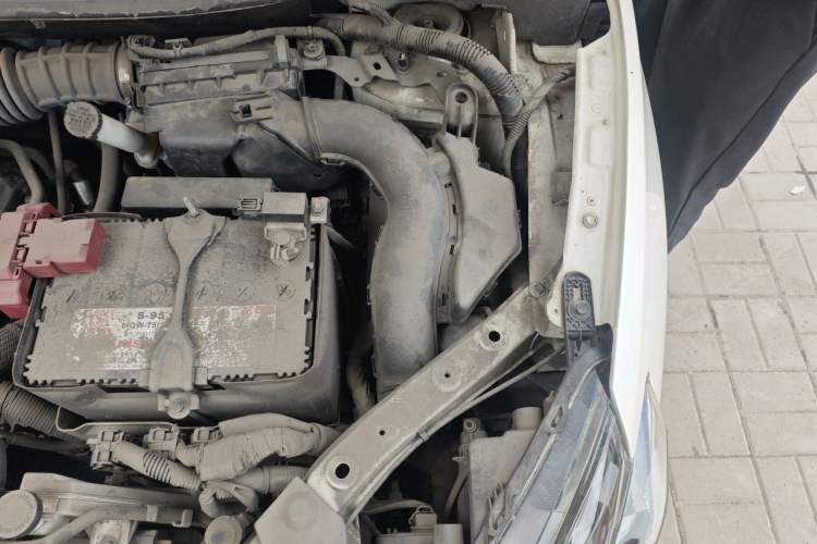 Used Nissan Sylphy 2021 Classic 1.6XL CVT Luxury Edition Engine Bay Left