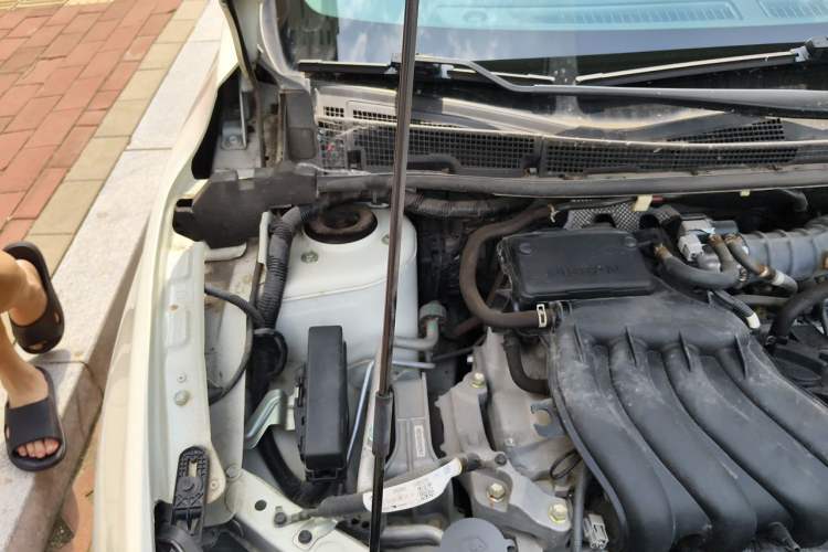 Used Nissan Sylphy 2021 Classic 1.6XE CVT Comfort Edition Engine Bay Right