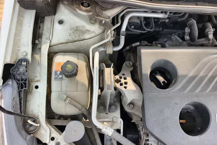 Used Nissan Sylphy 2021 1.6L XL CVT Enjoyment Edition Engine Bay Right