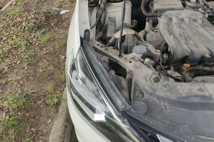 Used Nissan Sylphy 2021 Classic 1.6XL CVT Luxury Edition Engine Bay Right