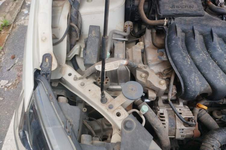 Used Nissan Sylphy 2021 Classic 1.6XL CVT Luxury Edition Engine Bay Right