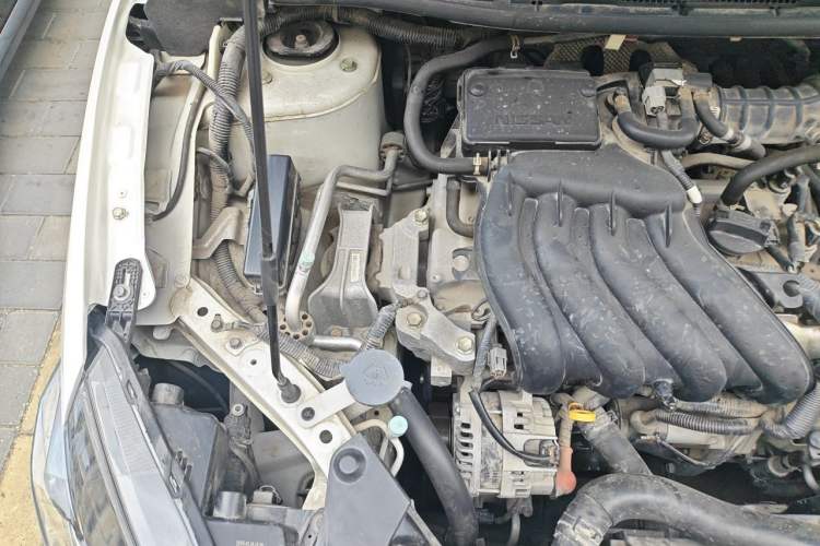 Used Nissan Sylphy 2021 Classic 1.6XL CVT Luxury Edition Engine Bay Right