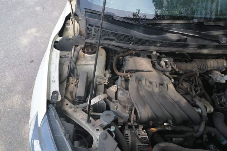 Used Nissan Sylphy 2021 Classic 1.6XE CVT Comfort Edition Engine Bay Right