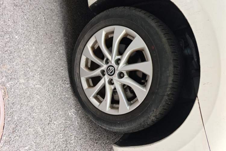 Used Nissan Sylphy 2021 Classic 1.6XL CVT Luxury Edition Exterior 1