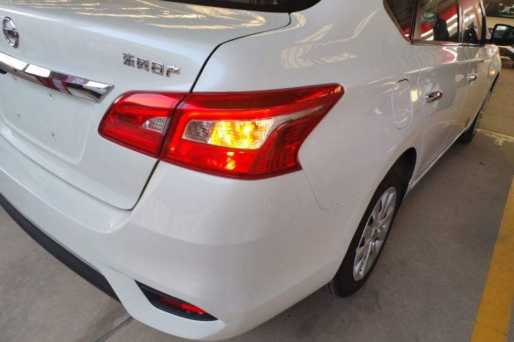 Used Nissan Sylphy 2021 Classic 1.6XE CVT Comfort Edition Exterior 1