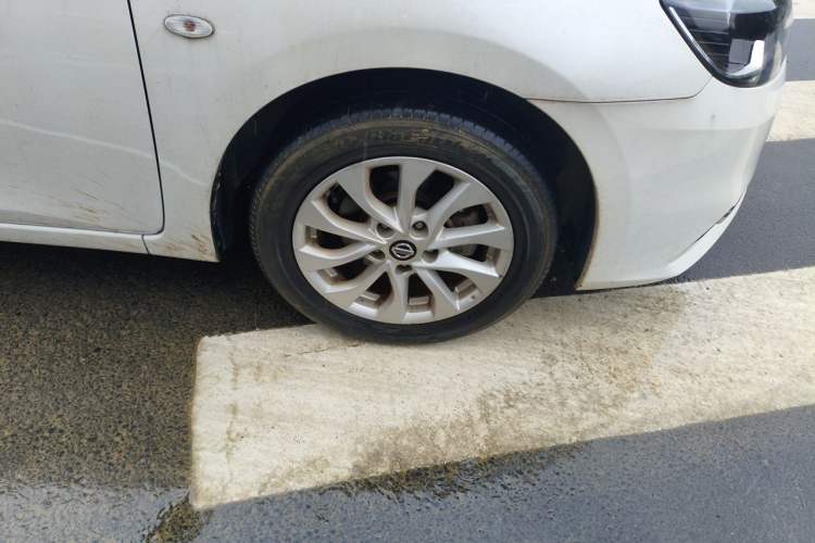 Used Nissan Sylphy 2021 Classic 1.6XL CVT Luxury Edition Exterior 1