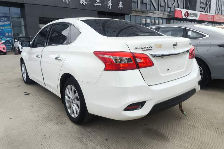 Used Nissan Sylphy 2021 Classic 1.6XL CVT Luxury Edition Exterior 2