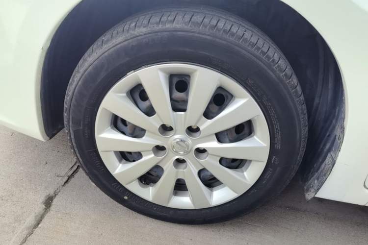 Used Nissan Sylphy 2021 Classic 1.6XE CVT Comfort Edition Exterior 2
