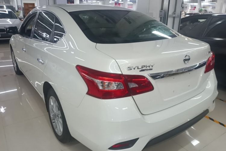 Used Nissan Sylphy 2021 Classic 1.6XL CVT Luxury Edition Exterior 2