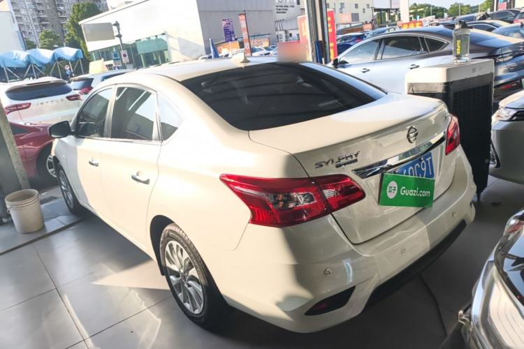 Used Nissan Sylphy 2021 Classic 1.6XL CVT Luxury Edition Exterior 2