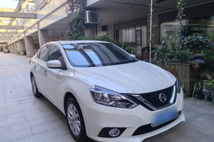 Used Nissan Sylphy 2021 Classic 1.6XL CVT Luxury Edition Exterior 2
