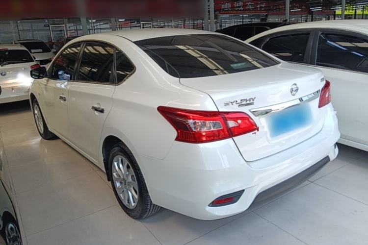 Used Nissan Sylphy 2021 Classic 1.6XE CVT Comfort Edition Exterior 2