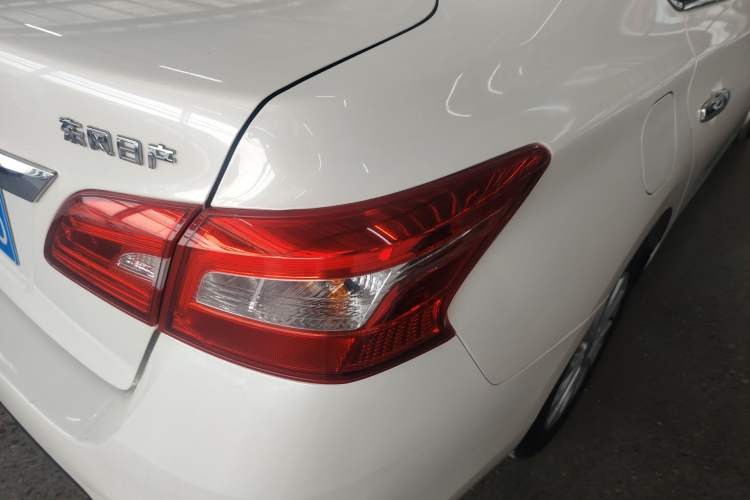 Used Nissan Sylphy 2021 Classic 1.6XL CVT Luxury Edition Exterior 3