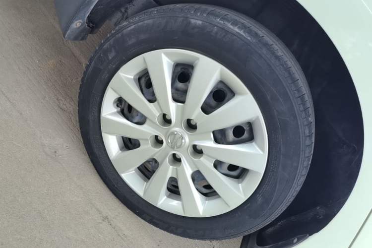 Used Nissan Sylphy 2021 Classic 1.6XE CVT Comfort Edition Exterior 3