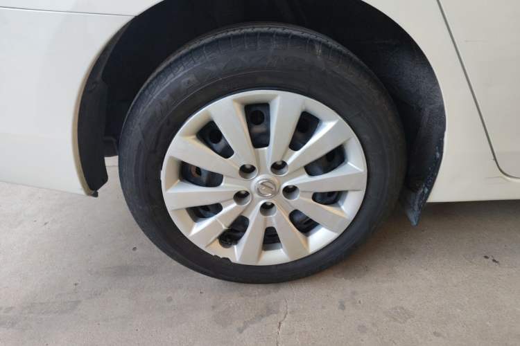Used Nissan Sylphy 2021 Classic 1.6XE CVT Comfort Edition Exterior 3