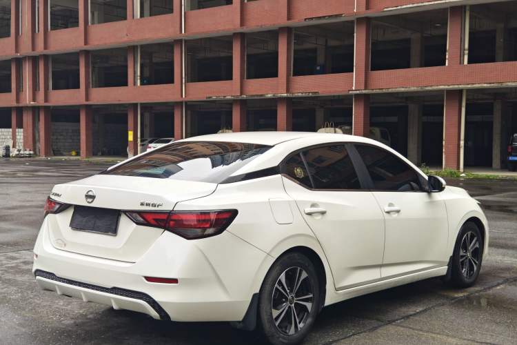 Used Nissan Sylphy 2021 1.6L XL CVT Enjoyment Edition Exterior 3