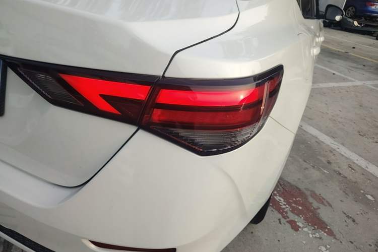 Used Nissan Sylphy 2021 1.6L XL CVT Enjoyment Edition Exterior 3