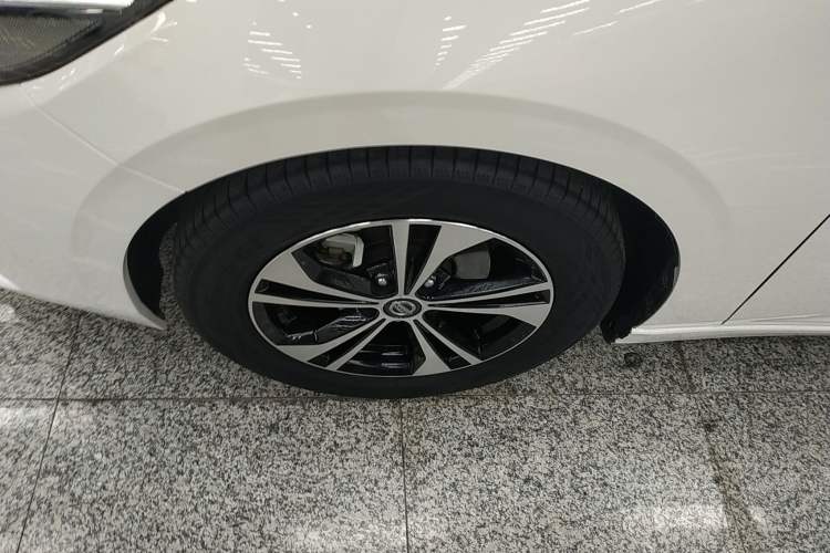 Used Nissan Sylphy 2021 1.6L XL CVT Smart Enjoyment Edition Exterior 3