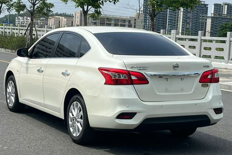 Used Nissan Sylphy 2021 Classic 1.6XL CVT Luxury Edition Exterior 3