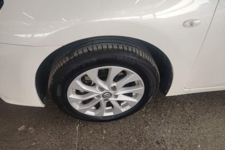 Used Nissan Sylphy 2021 Classic 1.6XL CVT Luxury Edition Exterior 4