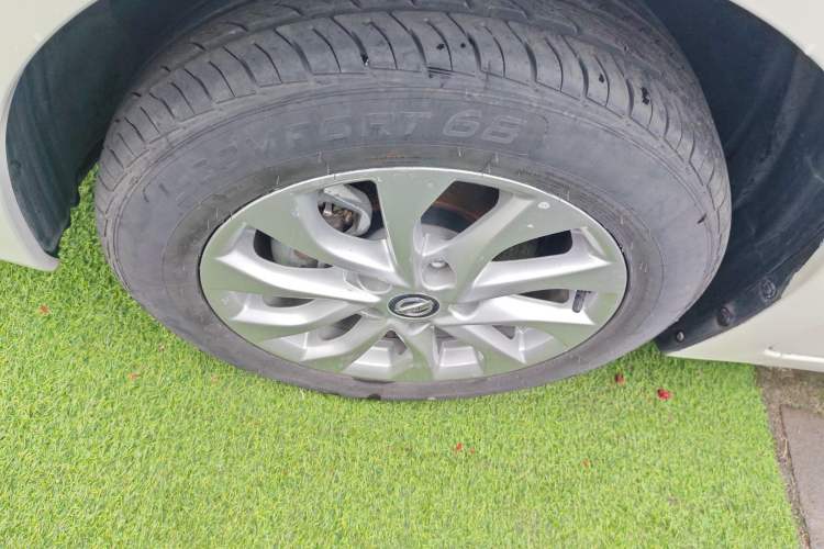 Used Nissan Sylphy 2021 Classic 1.6XL CVT Luxury Edition Exterior 4