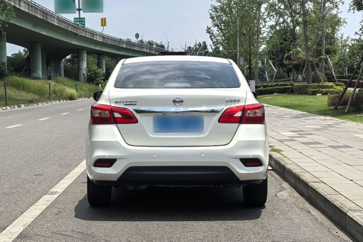 Used Nissan Sylphy 2021 Classic 1.6XL CVT Luxury Edition Exterior 4